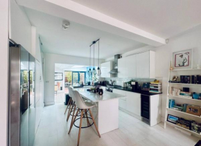 TownHouse by Notting Hill - Sleeps5 PetsOk Tv Wifi